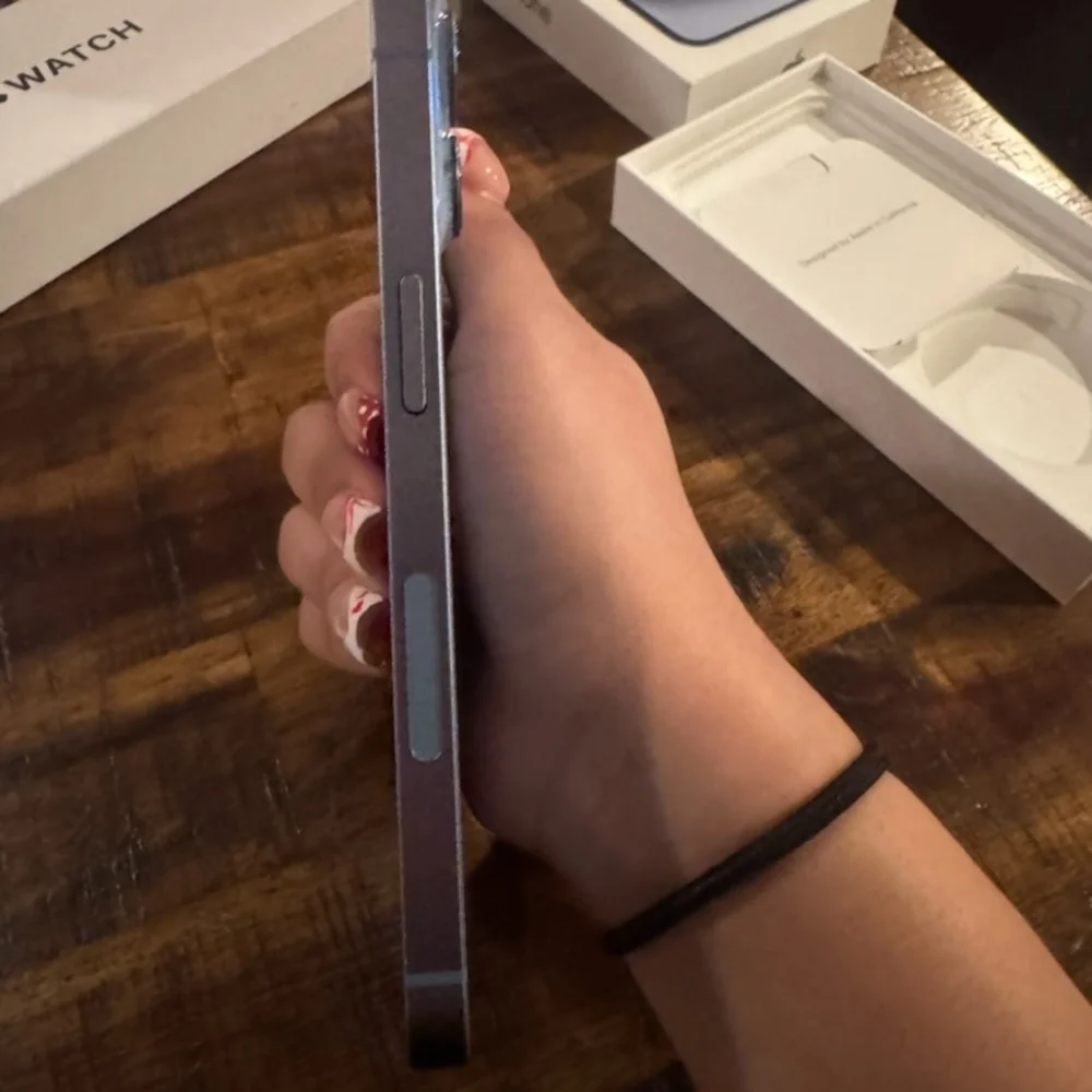 Apple iPhone - Light Blue